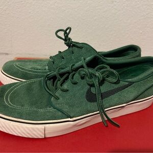 Nike Sb Janoski forest green